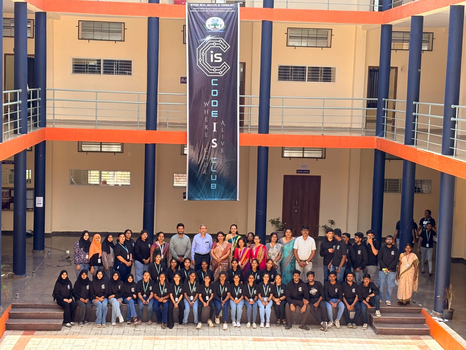 CodeIS Club Group Photo