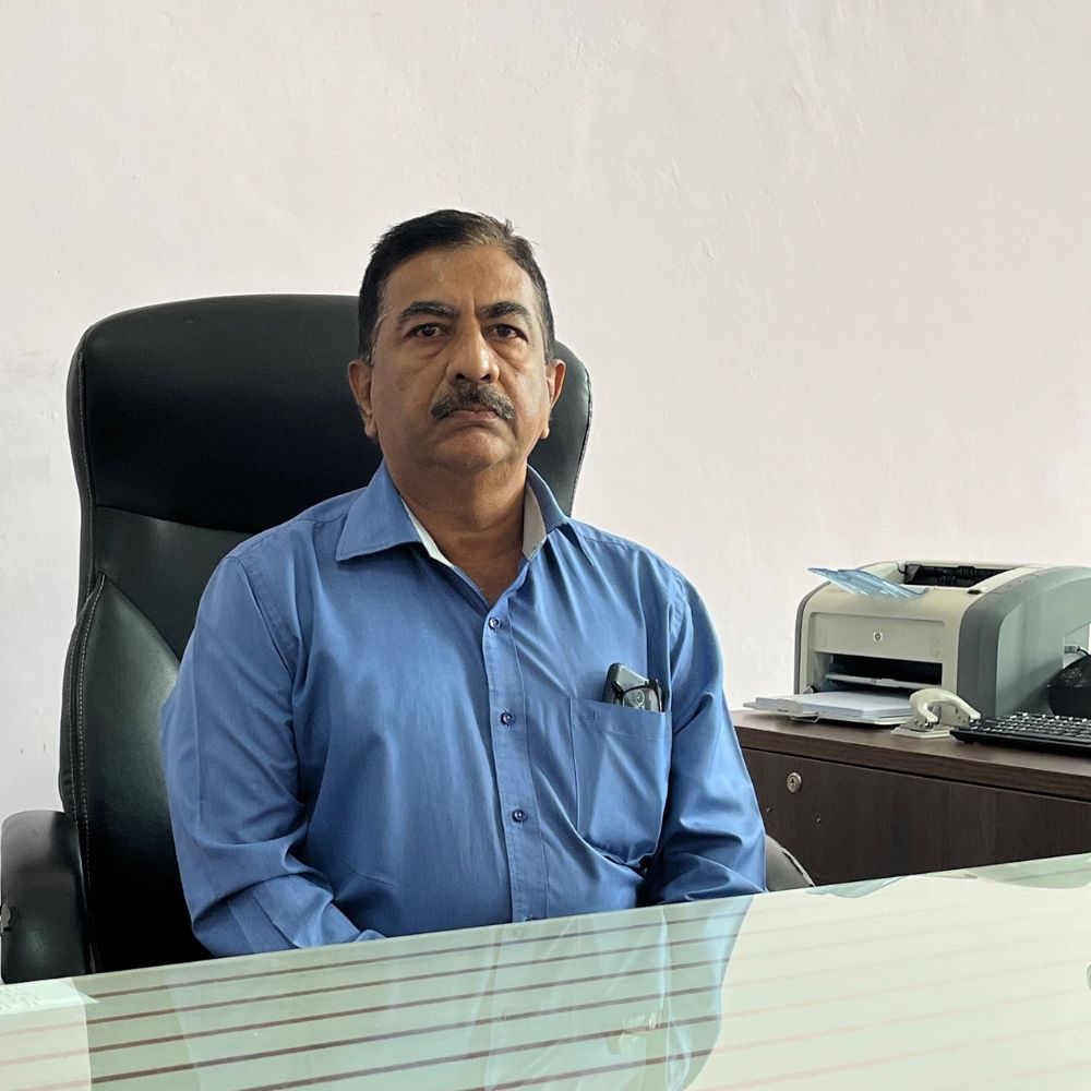 Dr D J Ravi